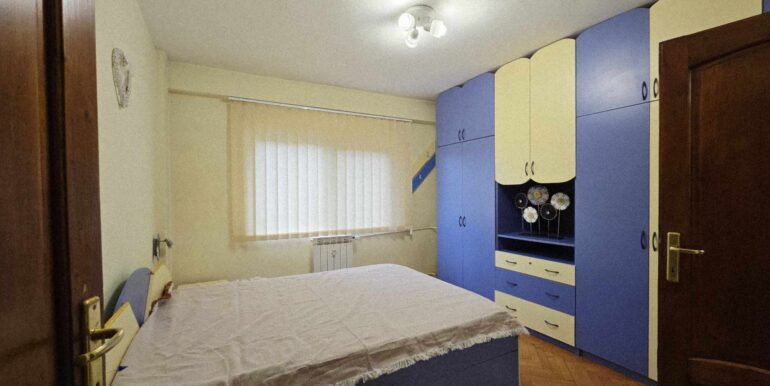 AP1459-Ap. 4 cam. de închiriat Blvd. Dacia-21