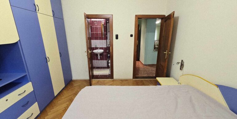 AP1459-Ap. 4 cam. de închiriat Blvd. Dacia-24