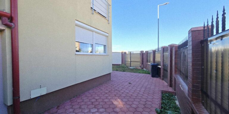 CV0520-Casa de vânzare Oncea serpentina Paleu-04