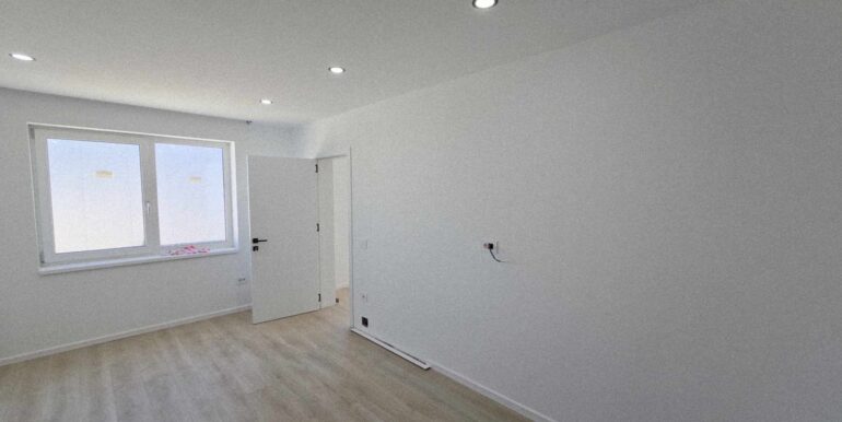 H0034-Hală ouă + clădire de birouri de închiriat-31