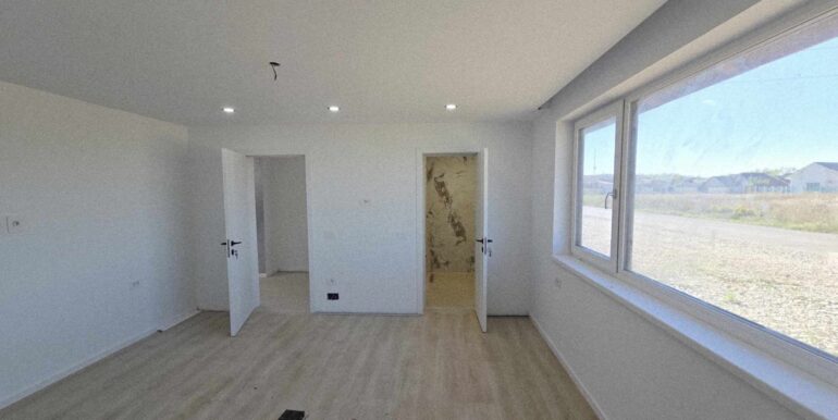 H0034-Hală ouă + clădire de birouri de închiriat-34