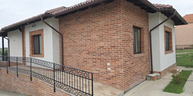 CV0519-Casa de vânzare, zona str. Branului Colinelor-02