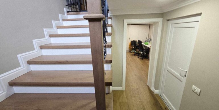 CV0519-Casa de vânzare. zona str. Branului Colinelor-22(4)