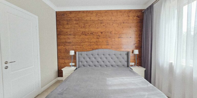 CV0519-Casa de vânzare. zona str. Branului Colinelor-23