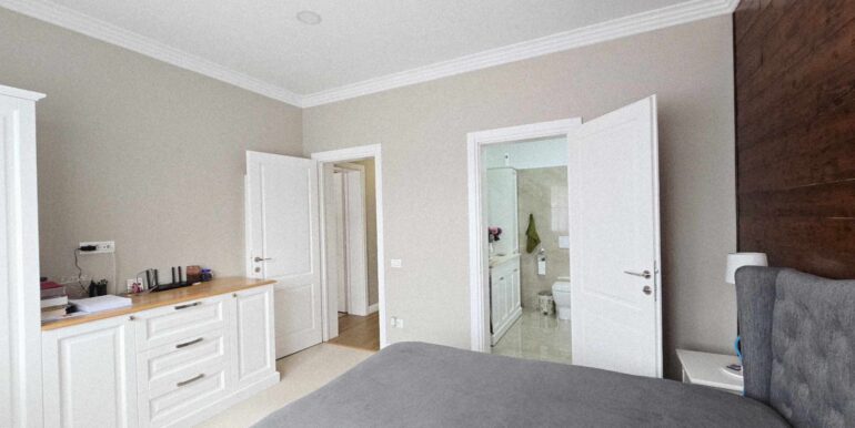 CV0519-Casa de vânzare. zona str. Branului Colinelor-24