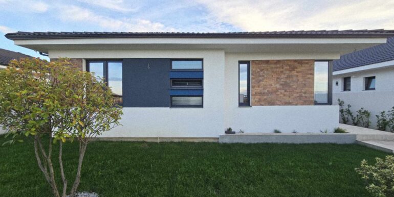 CV0521-Casa noua de vânzare cart. Nufărul, Viena Residence-07