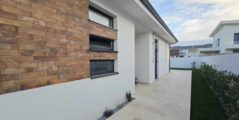 CV0521-Casa noua de vânzare cart. Nufărul, Viena Residence-12