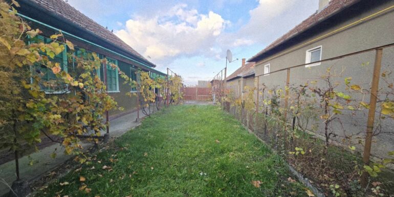CV0522-Casă de vânzare loc. Cefa Bihor-26