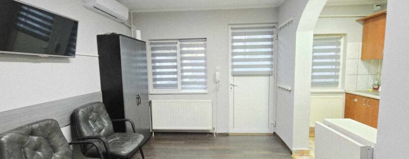 SC0135-Spatiu birou de închiriat semicentral str Horea-04