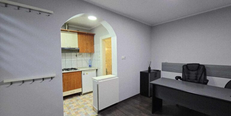 SC0135-Spatiu birou de închiriat semicentral str Horea-09