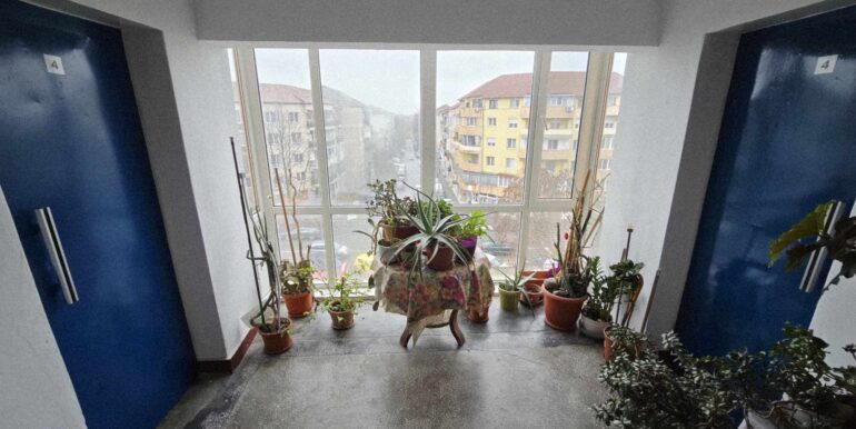 AP1468-Ap 1 cam de vânzare, str. Cazaban cart. Ioșia-09