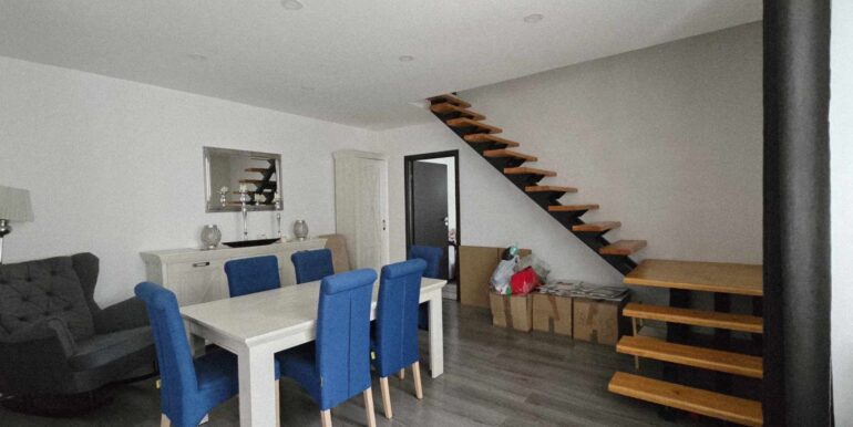 AP1470-Apartament la casa de vanzare, str. Cuza Voda-11