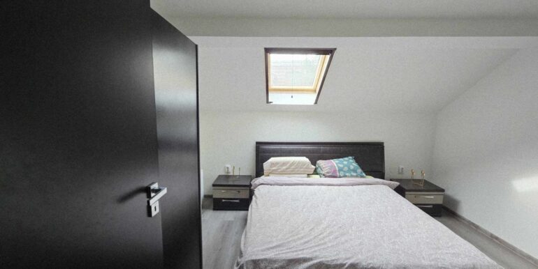 AP1470-Apartament la casa de vanzare, str. Cuza Voda-21