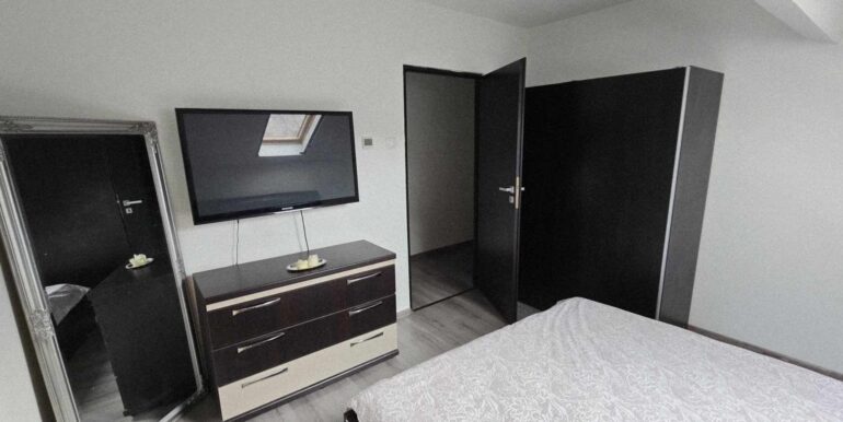 AP1470-Apartament la casa de vanzare, str. Cuza Voda-23