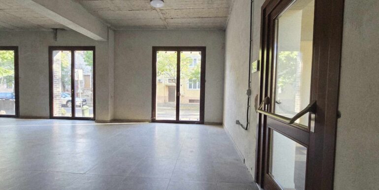 SC0133-Spatiu comercial de inchiriat, str. Cuza Voda-06