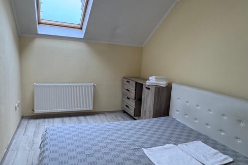 12205988-cd9b-437c-811f-d0d862936dac