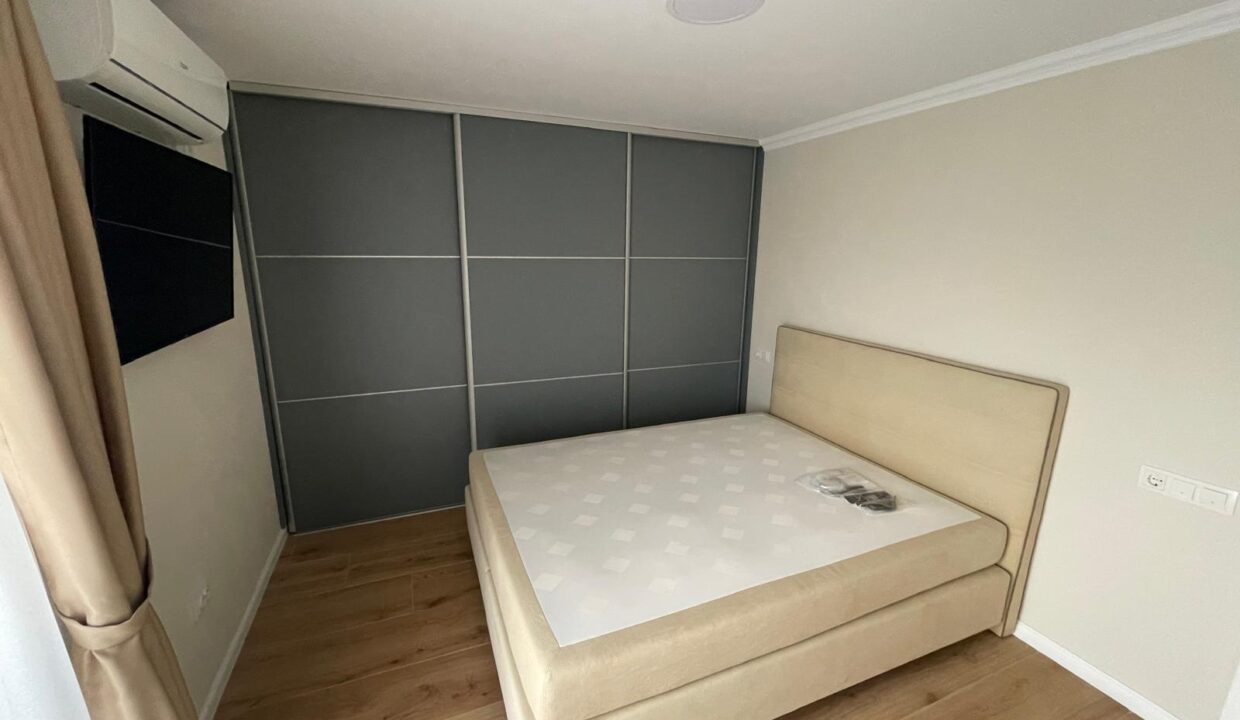 2caa84a3-7b9d-4b54-aa1c-a40c07988eb3