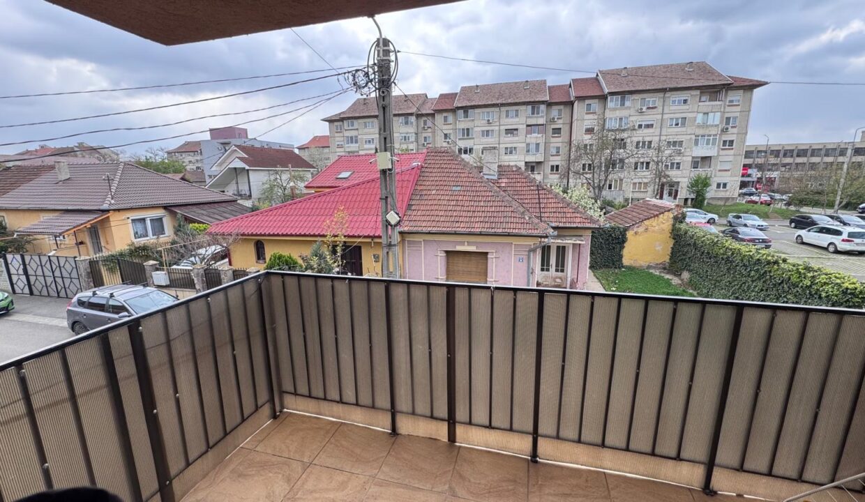 2fd549b6-1993-4cff-966b-2f7614db70a4