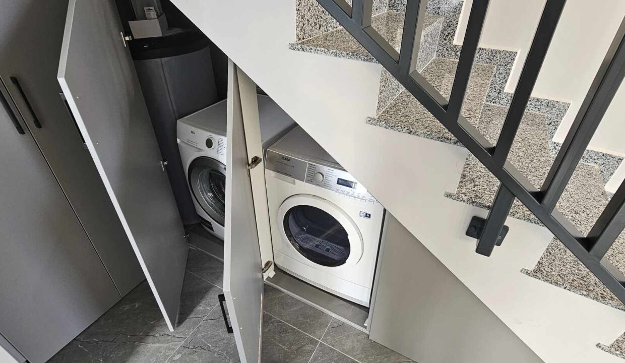 423036474_1347501689263378_6539911378482851965_n