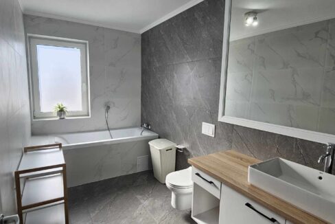 423105575_1079039283298933_3757776338960907004_n