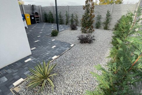 48b58459-f8e7-4fdc-a968-f6cea64e8897