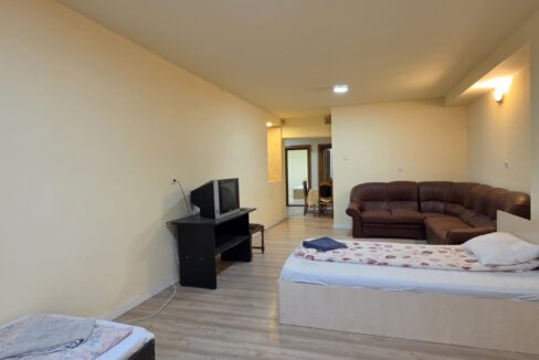 7db01644-0a1e-4f14-93c7-30e5d1469de8