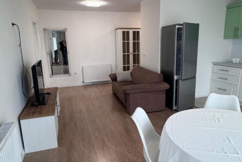 8fbeb973-373e-49ce-9692-589b542435ae