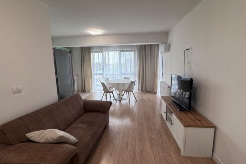 94d2e201-fb8a-4d0a-b08c-85b21bf38b58