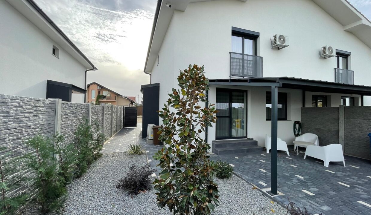 9d8798ff-4db0-422c-9955-5d7d2e672450