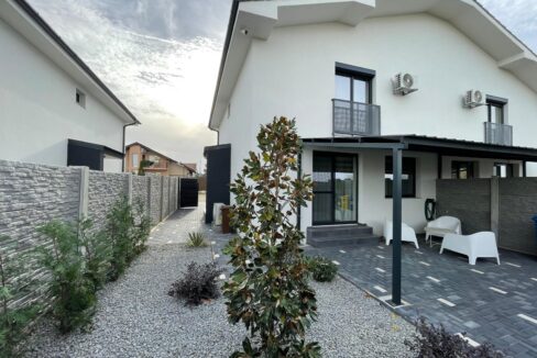 9d8798ff-4db0-422c-9955-5d7d2e672450