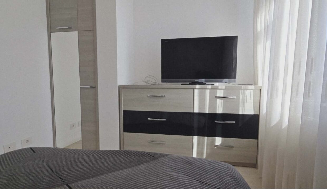 AP0582-Apartament 3 camere de inchiriat, et. 4, Prima Sova Nufarul-18