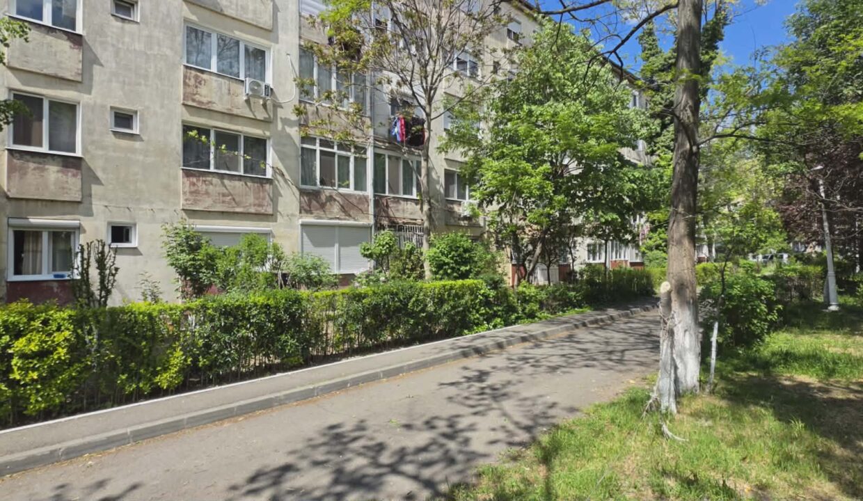 AP1467-Ap 3 cam tip T de vânzare str. Războieni-01