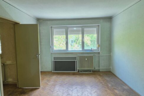 AP1467-Ap 3 cam tip T de vânzare str. Războieni-08