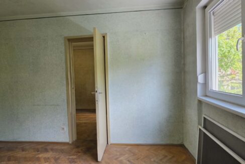 AP1467-Ap 3 cam tip T de vânzare str. Războieni-10