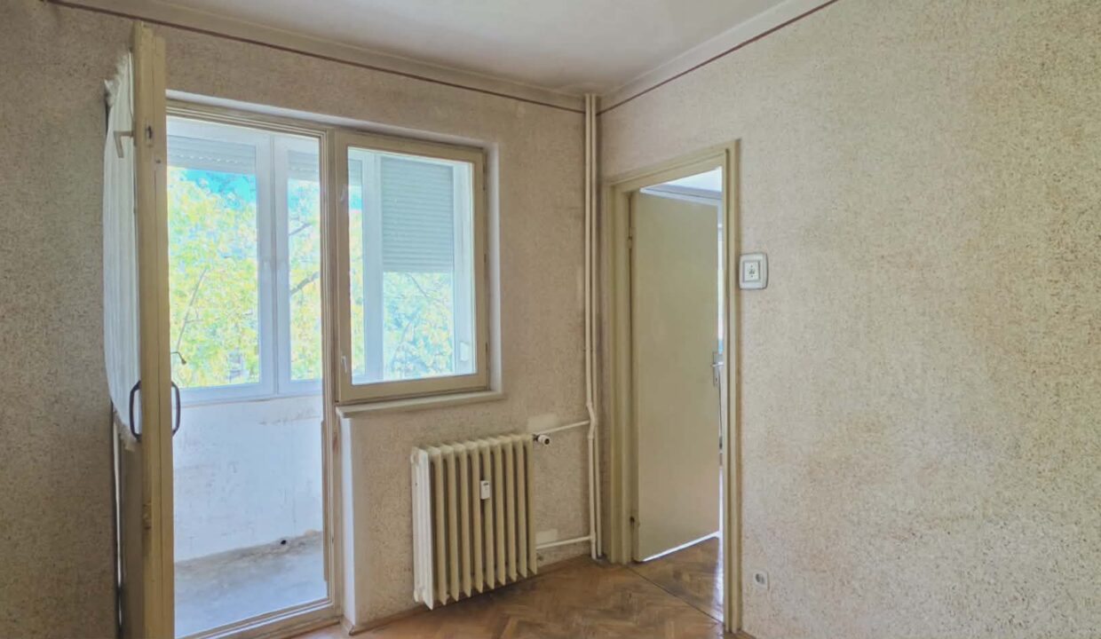 AP1467-Ap 3 cam tip T de vânzare str. Războieni-11