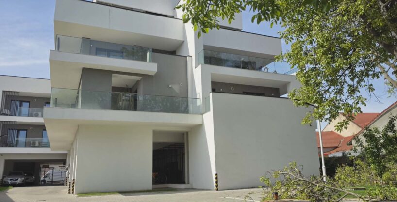 Ap. 2 cam de închiriat în Bloc Premium/str. Clujului-AP1492