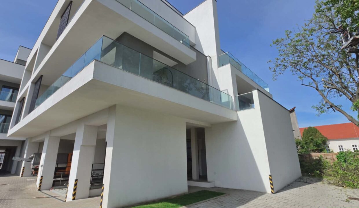 AP1491-Eas Residence str Clujului ap 2 cam de inchiriat et 3 ap 19-05