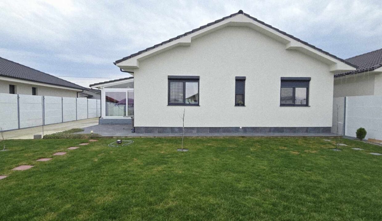 CV0506-Casa noua pe nivel de vanzare, Santandrei-01