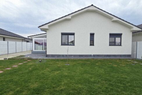 CV0506-Casa noua pe nivel de vanzare, Santandrei-01