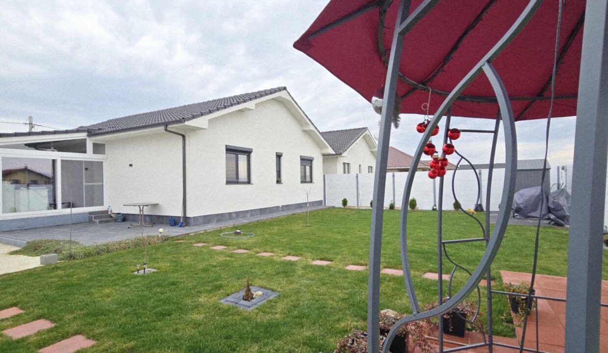 CV0506-Casa noua pe nivel de vanzare, Santandrei-03