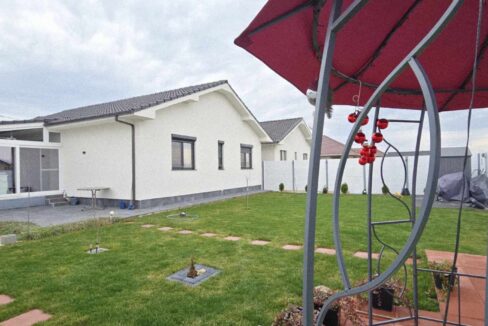 CV0506-Casa noua pe nivel de vanzare, Santandrei-03