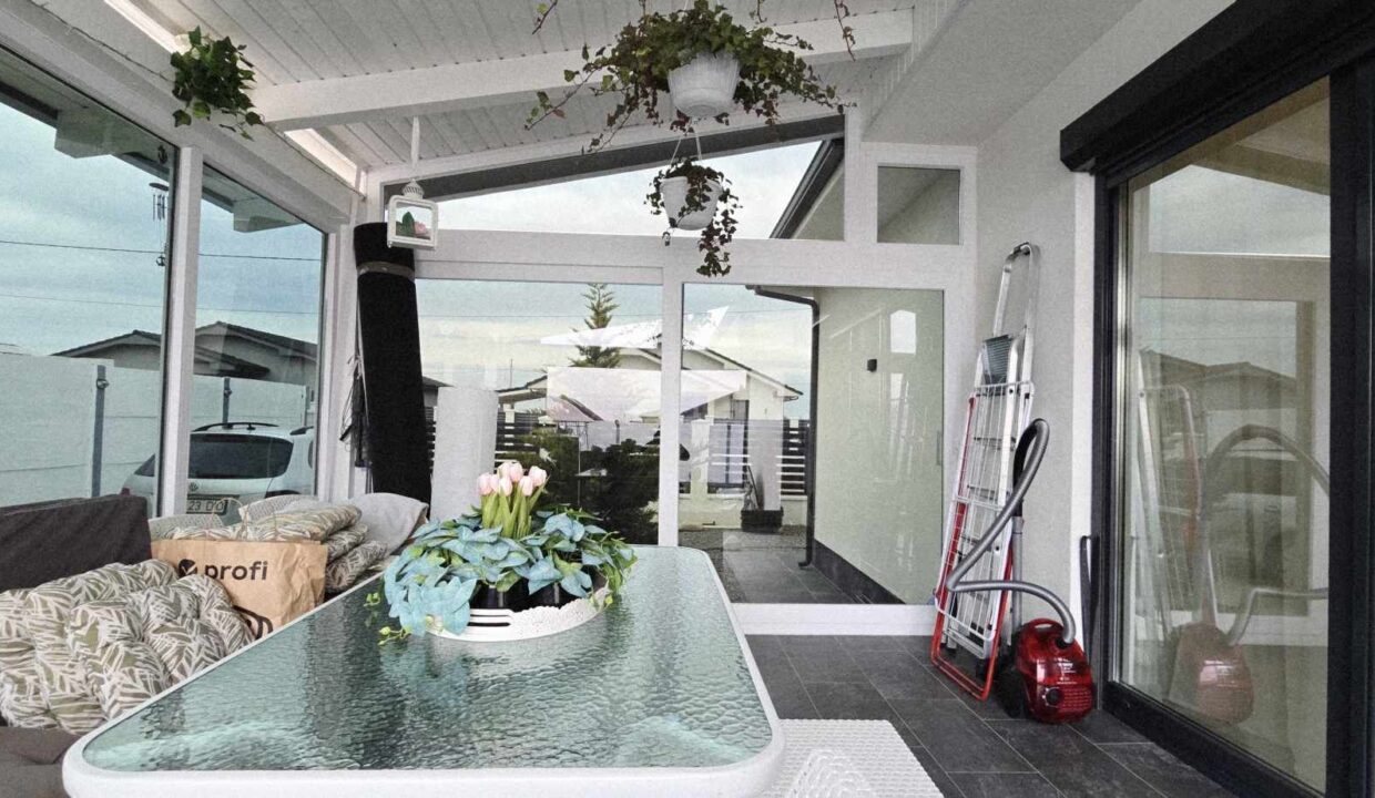 CV0506-Casa noua pe nivel de vanzare, Santandrei-06