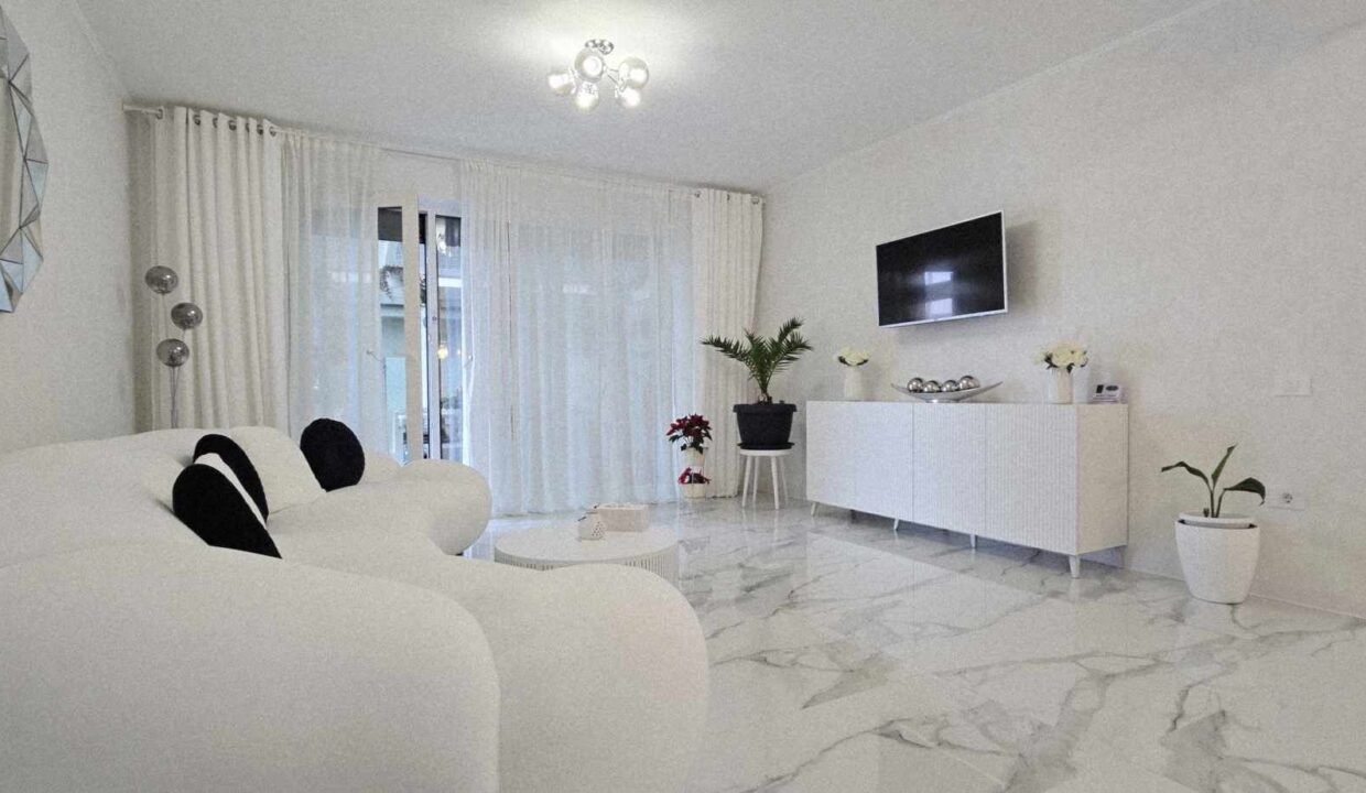 CV0506-Casa noua pe nivel de vanzare, Santandrei-17