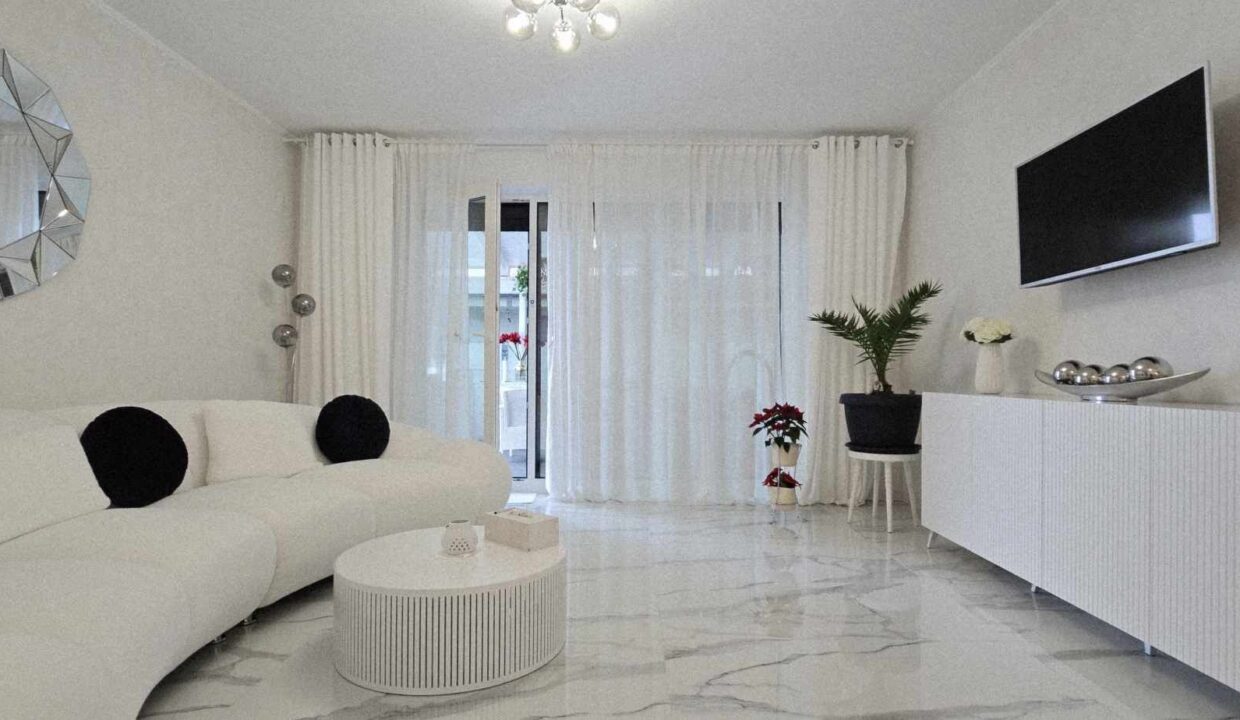 CV0506-Casa noua pe nivel de vanzare, Santandrei-19