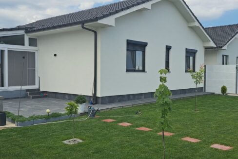 CV0506-Casa noua pe nivel de vanzare, Santandrei-70