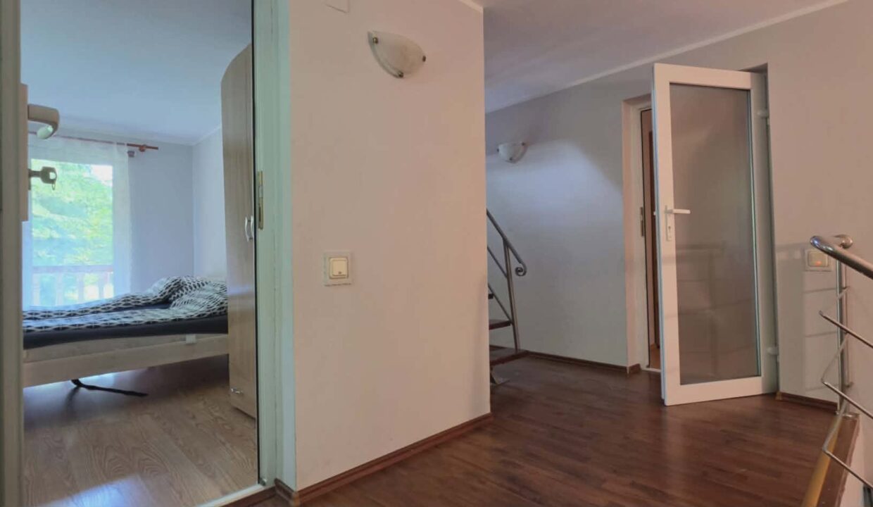 CV0524-Casa Pensiune, doua imobile intr-unul singur de vanzare, Valea Bratcutei, Bihor-28