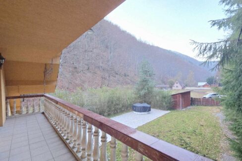 CV0524-Casa Pensiune, doua imobile intr-unul singur de vanzare, Valea Bratcutei, Bihor-35