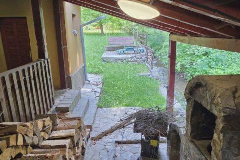 CV0524-Casa Pensiune, doua imobile intr-unul singur de vanzare, Valea Bratcutei, Bihor-48