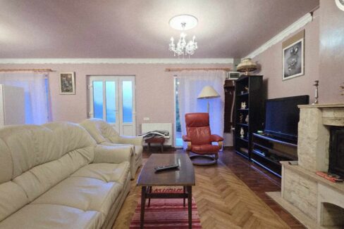 CV0524-Casa Pensiune, doua imobile intr-unul singur de vanzare, Valea Bratcutei, Bihor-54