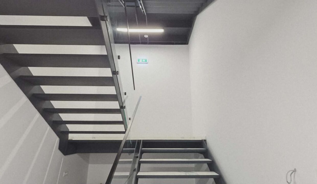 H0031-Hala de inchiriat spatiu de depozitare, showroom, birouri-28